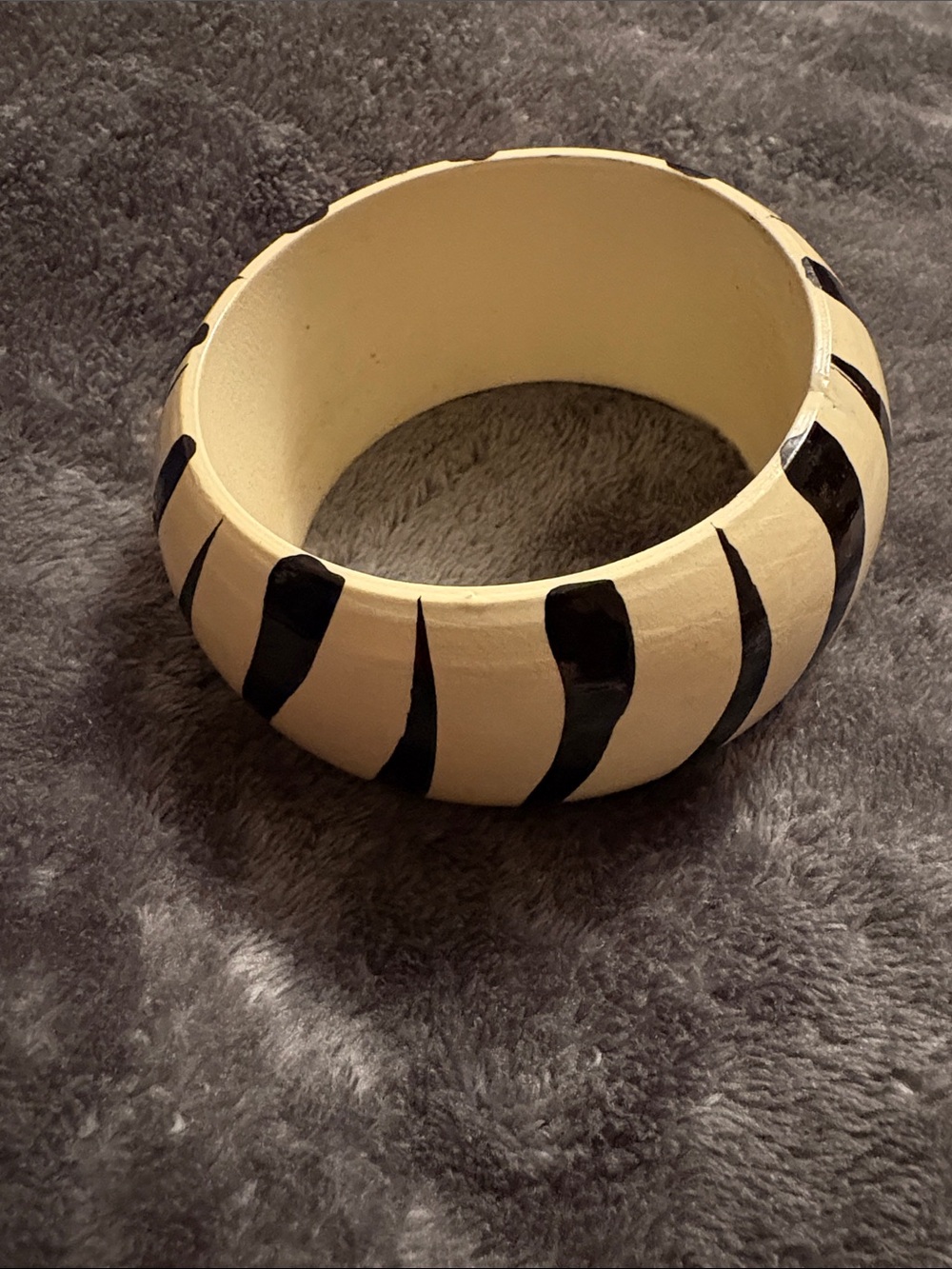 Hand-Painted Vintage Wooden Zebra Stripe Bangle Bracelet - Cream & Black